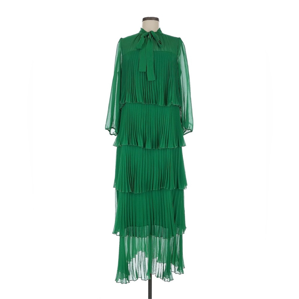 ISO {Zara} Green Pleated Long Sleeve Dress